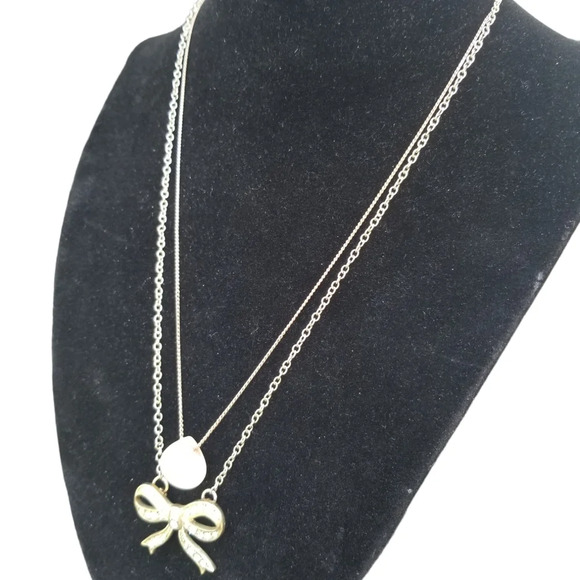 LAYERED BRASS CRYSTAL BOW & PINK PENDANT FASHION NECKLACE - Picture 3 of 5